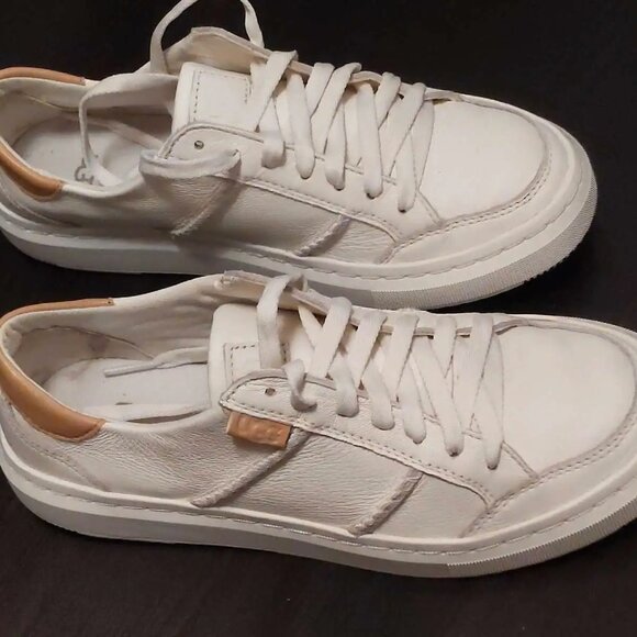 UGG Women's Alameda Leather Sneakers - Bright White - Size 6 - Picture 1 of 8